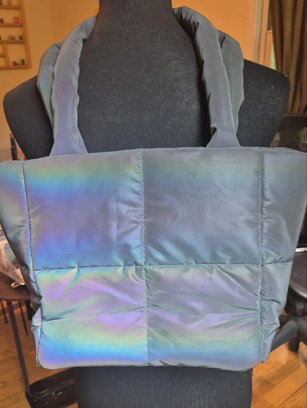 Women’s Iridescent Quilted Tote Bag in Dark Gray